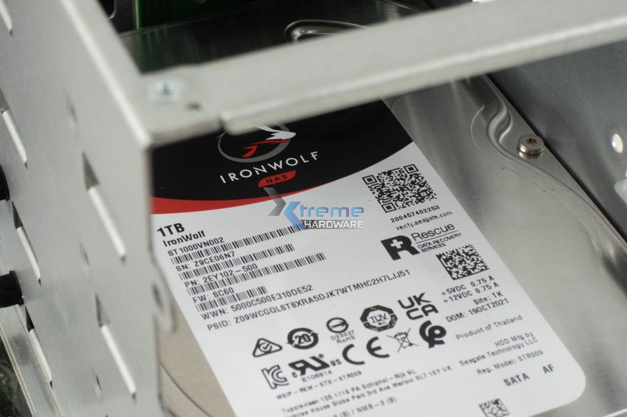 ASUSTOR LOCKERSTOR 4 AS6804T DRIVESTOR 4 AS1104T 33 f6e15